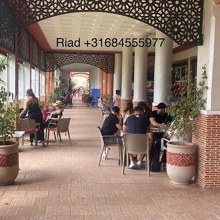 Riad Nezha Avec Jacuzzi Et 3 Piscines Au Coeur De Marrakesh Bagian luar foto