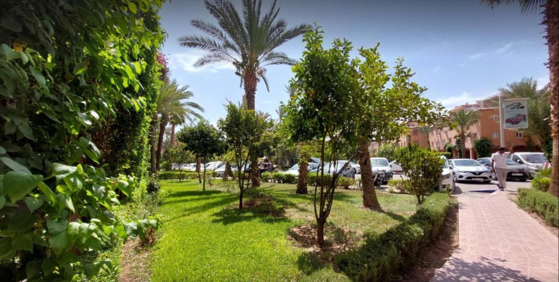Riad Nezha Avec Jacuzzi Et 3 Piscines Au Coeur De Marrakesh Bagian luar foto