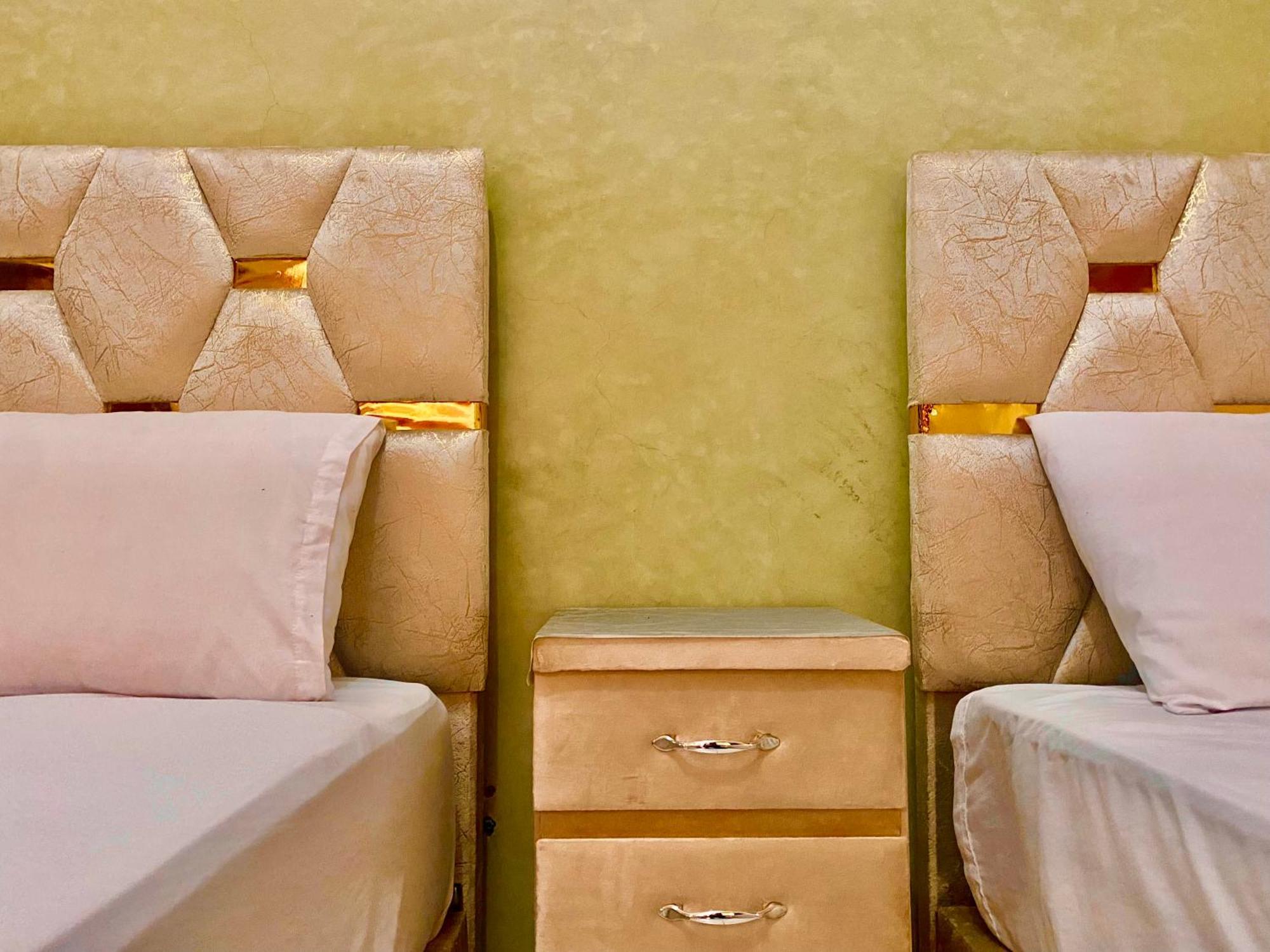 Riad Nezha Avec Jacuzzi Et 3 Piscines Au Coeur De Marrakesh Bagian luar foto