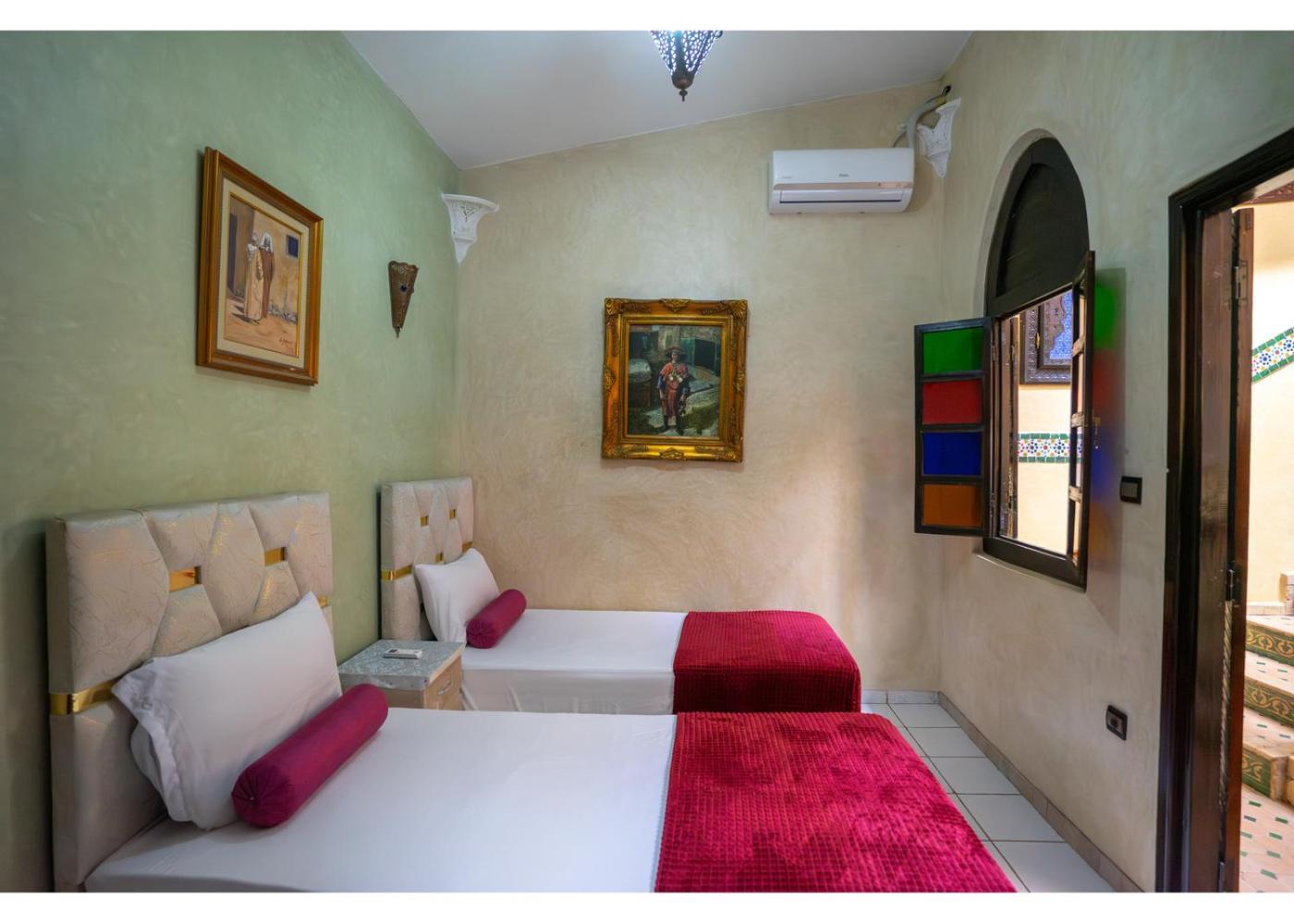 Riad Nezha Avec Jacuzzi Et 3 Piscines Au Coeur De Marrakesh Bagian luar foto